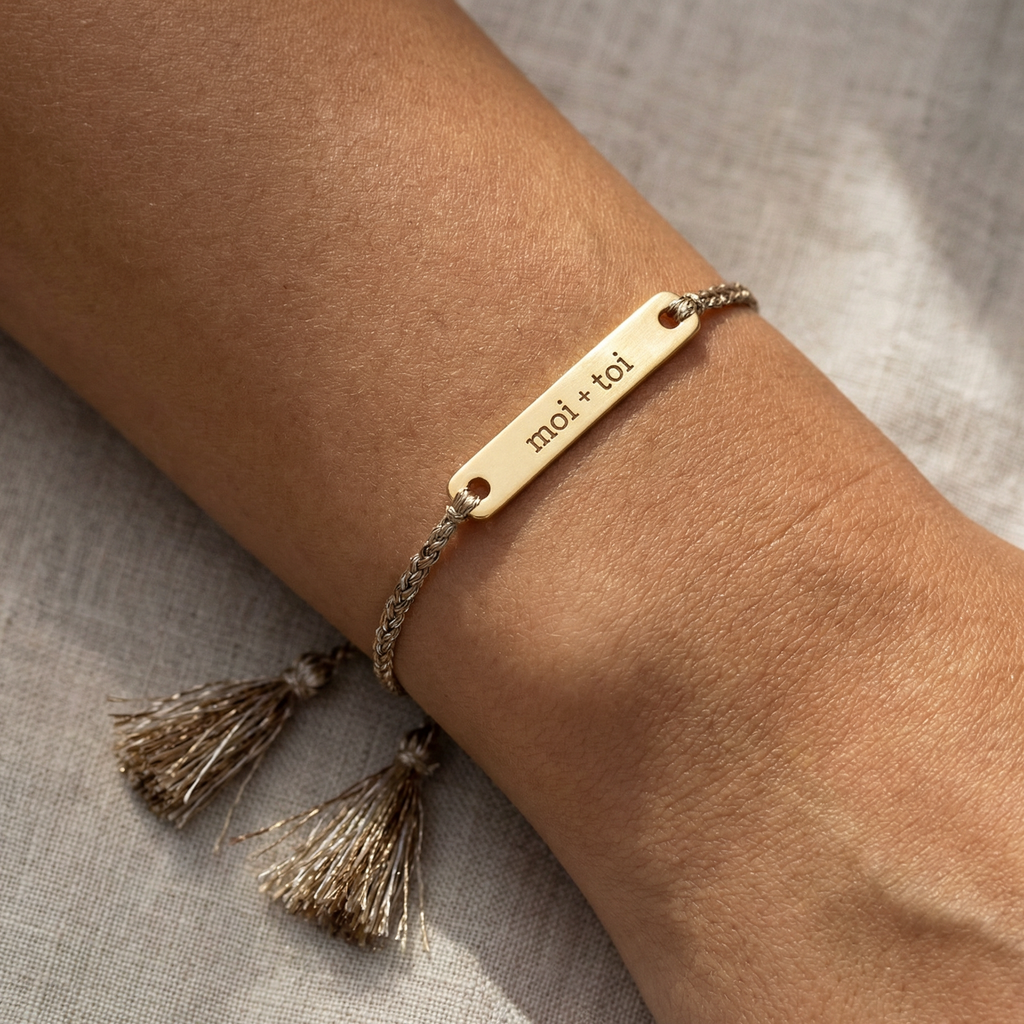 Moi + Toi Love Notes Adjustable Bracelet | In a Giftable Glass Jar with Cork Lid