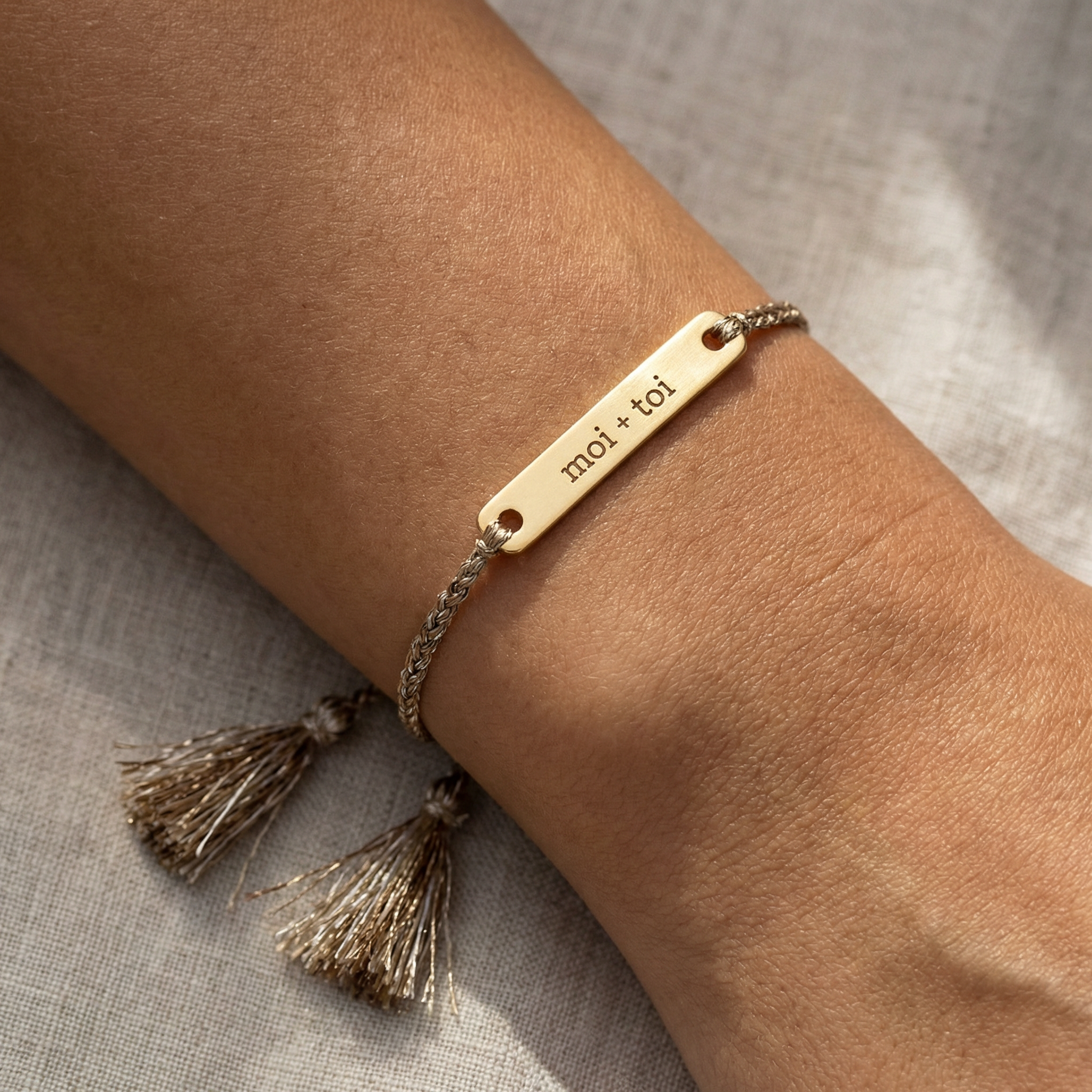Moi + Toi Love Notes Adjustable Bracelet | In a Giftable Glass Jar with Cork Lid