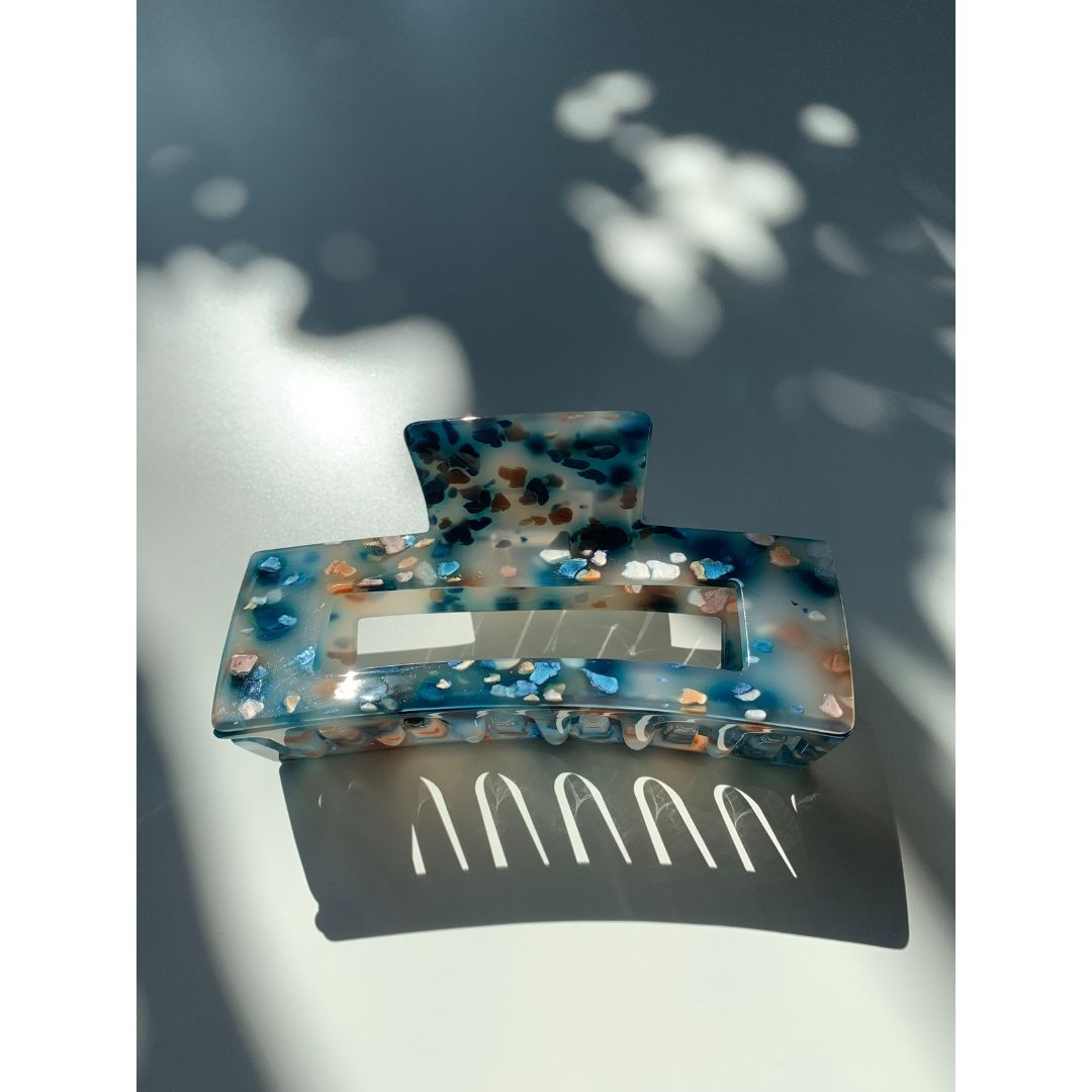 Velvet Claws Hair Clip | The Diana in Temple Pond Hair Claw