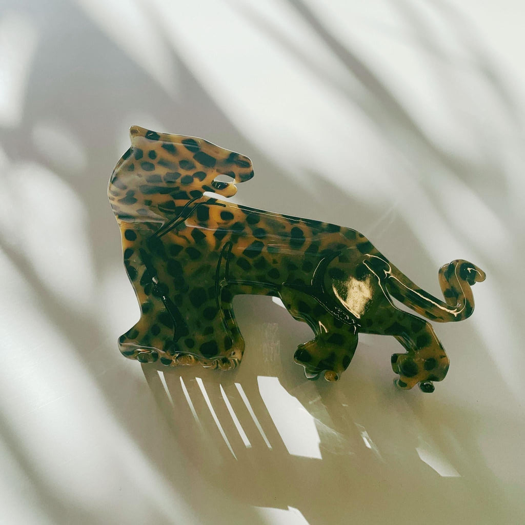 Velvet Claws Shaped Cheetah Hair Claw